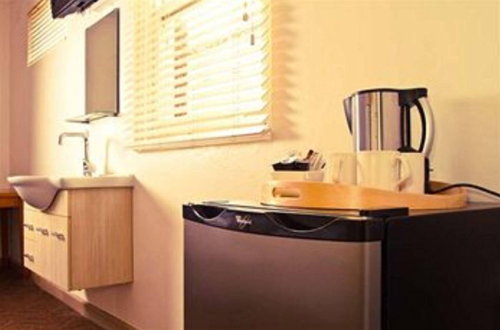 Cbd Hotel ניוקסטל מראה חיצוני תמונה
