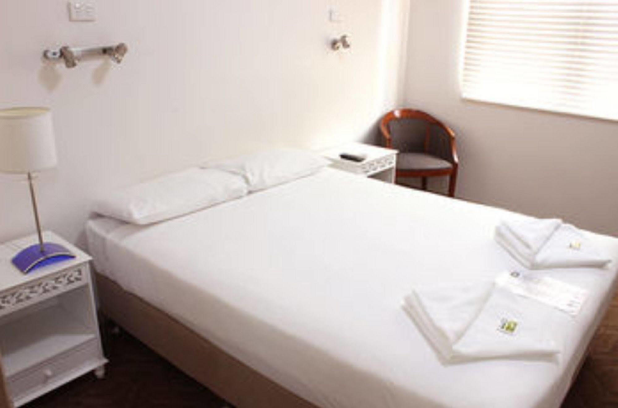 Cbd Hotel ניוקסטל מראה חיצוני תמונה